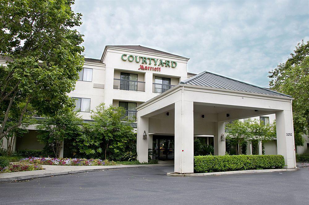 Hotel Courtyard By Marriott Stockton Extérieur photo