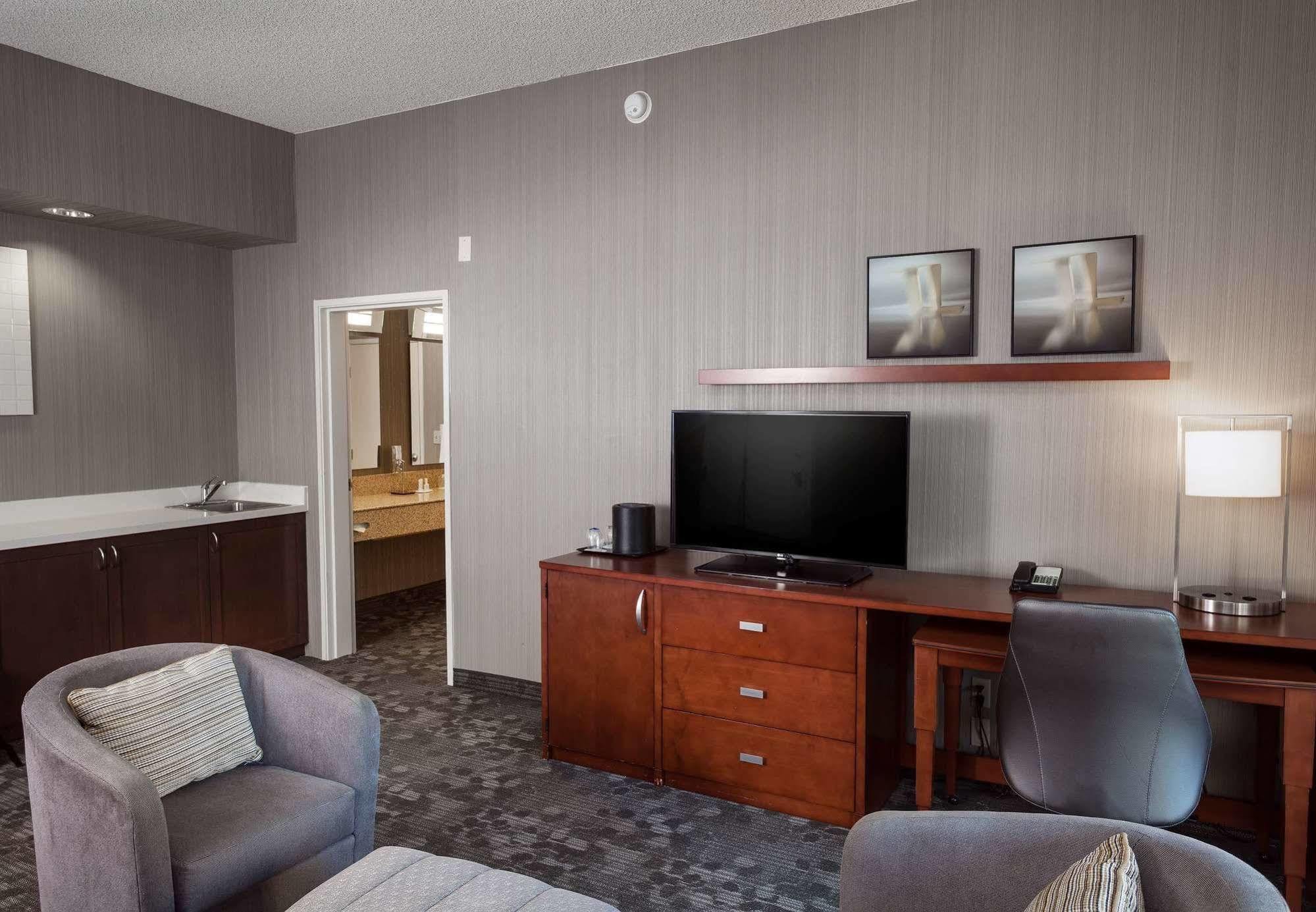 Hotel Courtyard By Marriott Stockton Extérieur photo